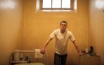 Starred Up – Γροθιές Στους Τοίχους