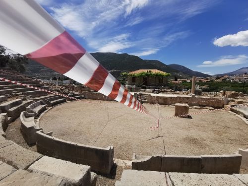 Φεστιβάλ Αθηνών Επιδαύρου: Αιμιλία Παπαφιλίππου ΙΕΡΟΙ ΛΟΓΟΙ / COVID-19